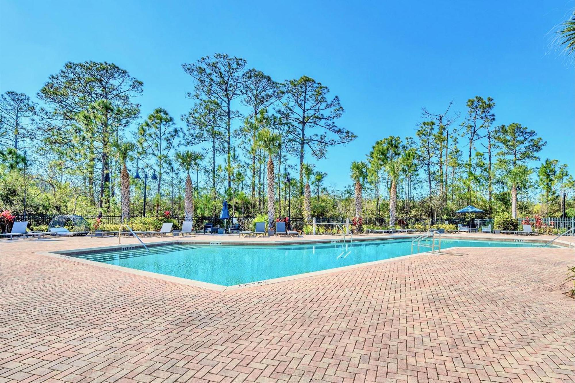 Bright 2Br Condo With Pool And Hot Tub - Near Disney! Orlando Luaran gambar